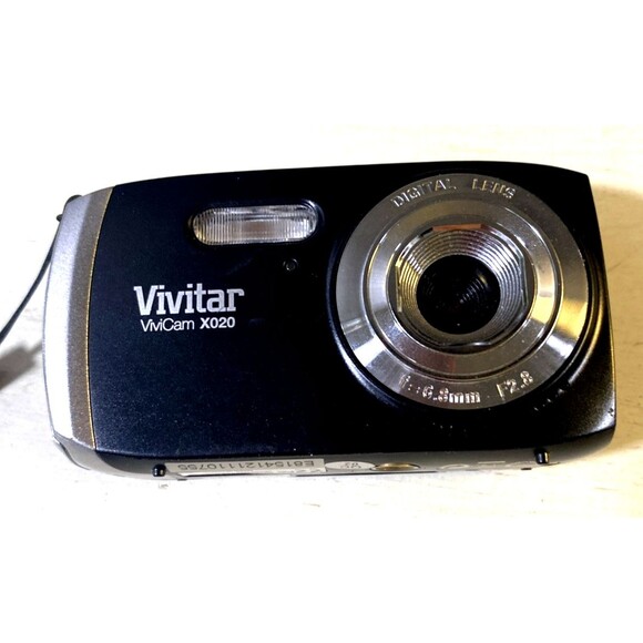 Vivitar Vivicam X020 10.1MP Compact Digital Camera And Case - Tested - Picture 2 of 6